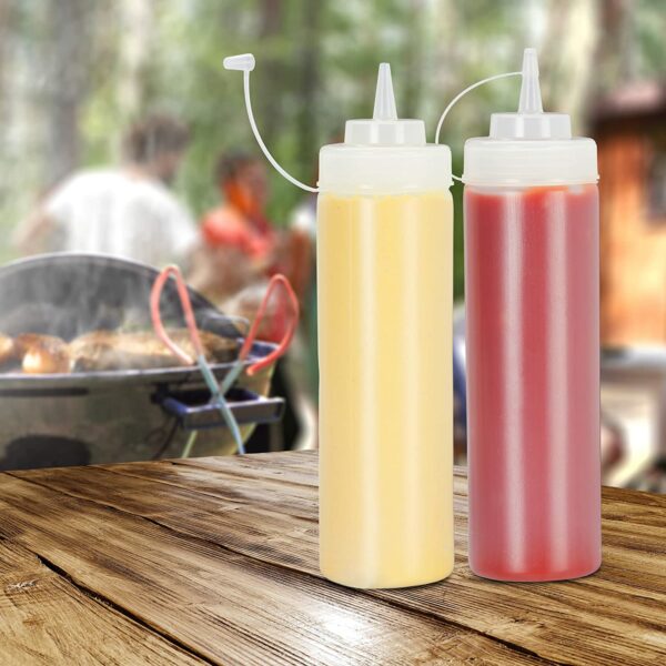 Idéal pour contenir la peinture pour votre maison lorsque vous décorez. Super aussi pour le glaçage de vos gâteaux. Faites preuve d’imagination! Le paquet contient: Le paquet contient 2 bouteilles compressibles, chacune d’une capacité de 700 ml, de 21 cm de hauteur et de 7 cm de diamètre, de couleurs transparentes. Nos bouteilles de sauce sont faciles à laver et doivent être réutilisées presser doucement: bouteilles à sauce en plastique flexible pour dosage précis Bouteille transparente pour un aperçu rapide du contenu Polyvalent: les flacons doseurs sont parfaits pour pique-niques, sorties, barbecues et la restauration Volume environ 700 ml hapygood à petit prix